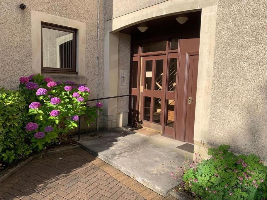 Teith Court Apartment With Private Parking. Stirling Exterior photo